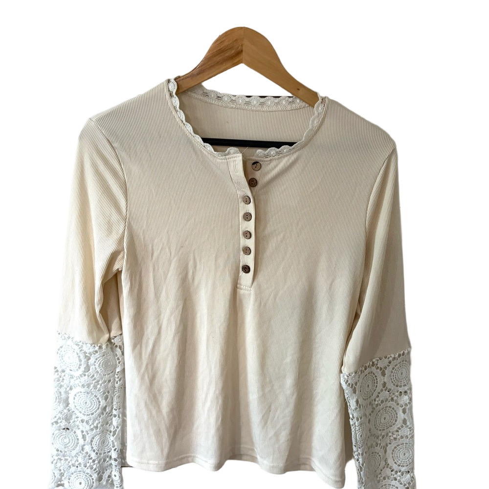 Source Unknown Cream Button-Up Top with Lace Sleeves